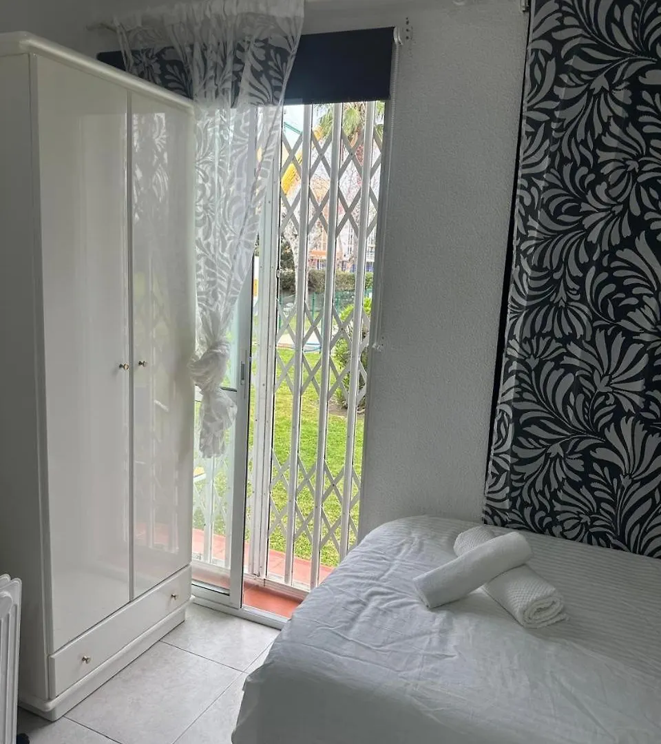 شقة Estudio Vacaciones En Los Alamos توريمولينوس إسبانيا